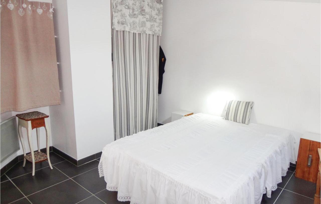 Awesome Apartment In Sauvian With Wifi Exteriör bild